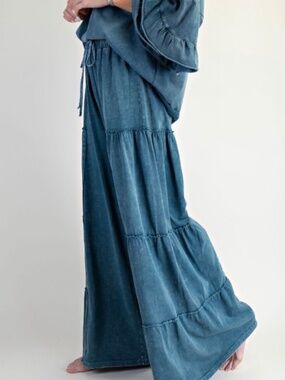Easel Pants Wide Leg Pants NWT